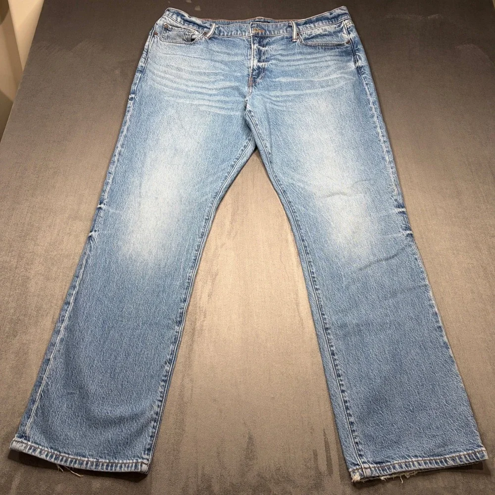 Lucky Brand Easy Rider Boot Cut Jeans Mens Sz 38x34 Light Wash Blue Distressed